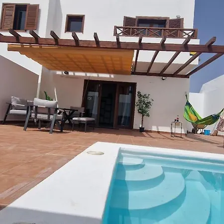 Villa Naay *