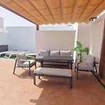 Villa Naay
